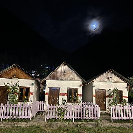 Himtrek Stay Kasol Kültér fotó