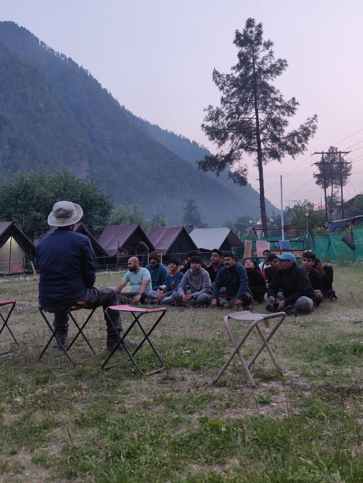 Himtrek Stay Kasol Kültér fotó