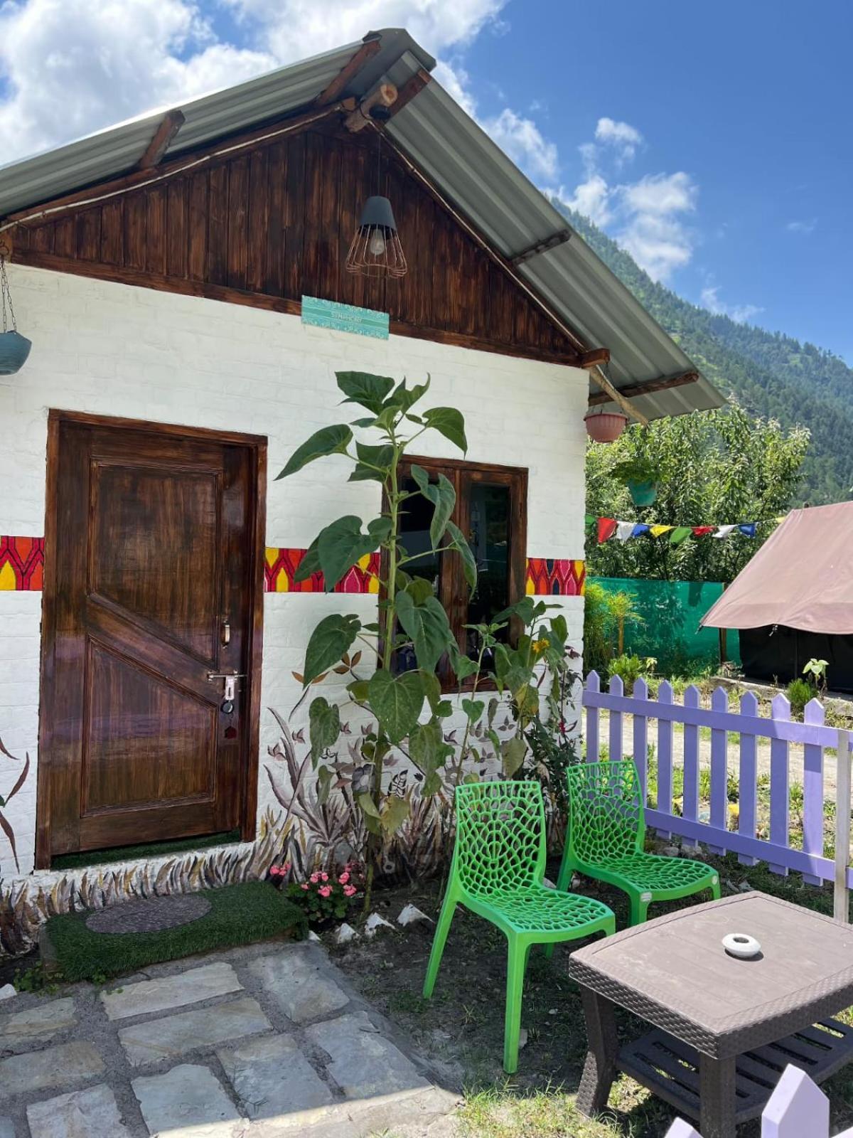 Himtrek Stay Kasol Kültér fotó