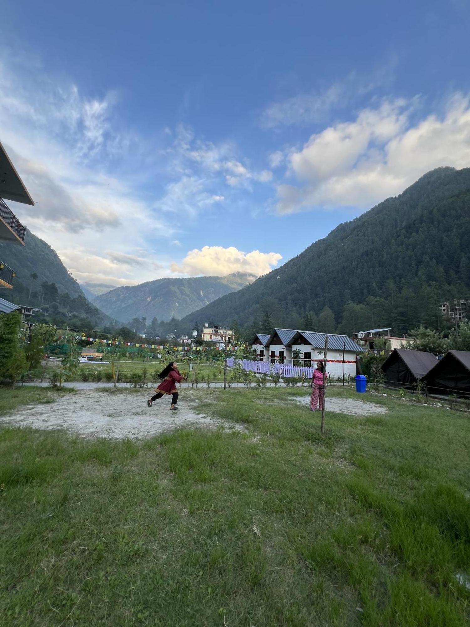 Himtrek Stay Kasol Kültér fotó