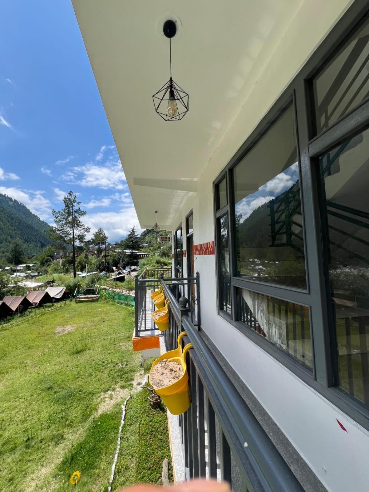 Himtrek Stay Kasol Kültér fotó