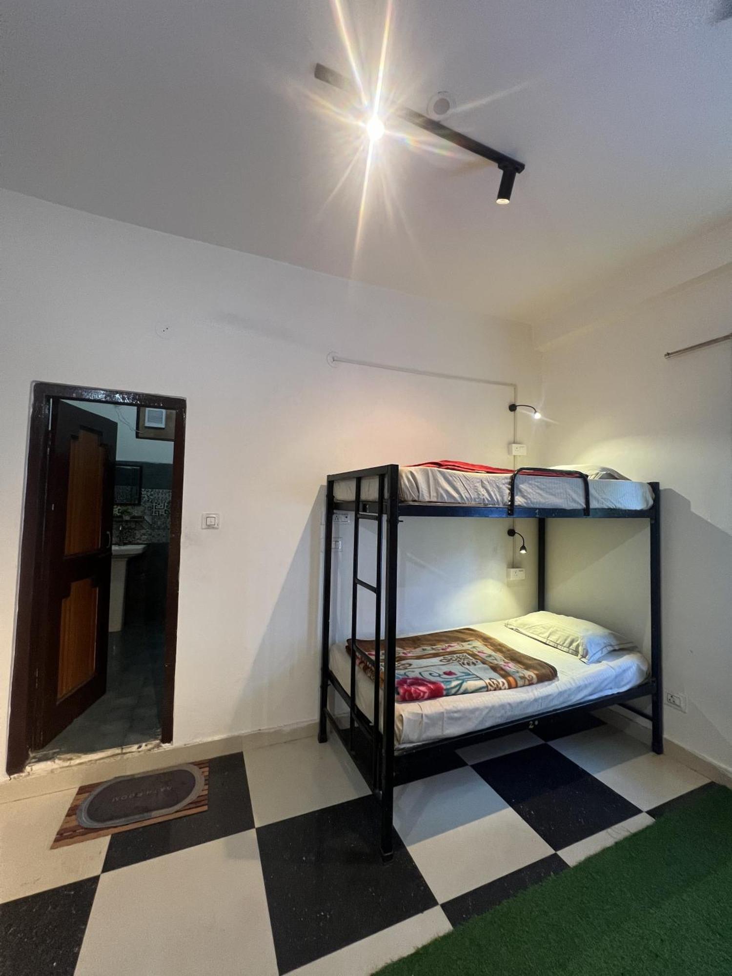 Himtrek Stay Kasol Kültér fotó